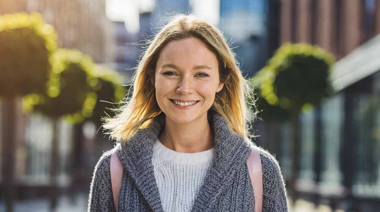 Hornbach erbjuder ett brett utbud av robusta hyllplan, perfekta för varje DIY-projekt och anpassningsbara för alla förvaringsbehov.